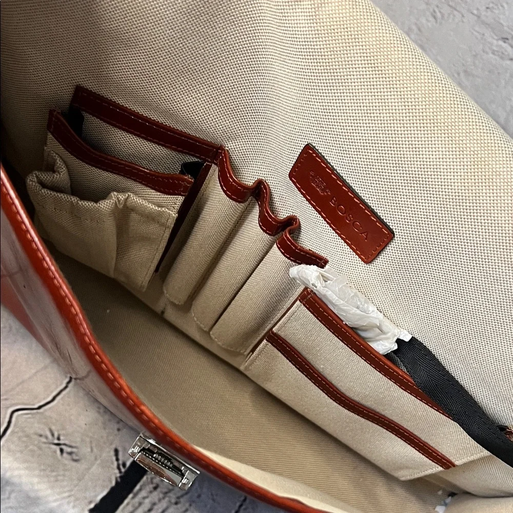* Bosca Old Leather Flap Envelope shoulder Brief Cognac Leather